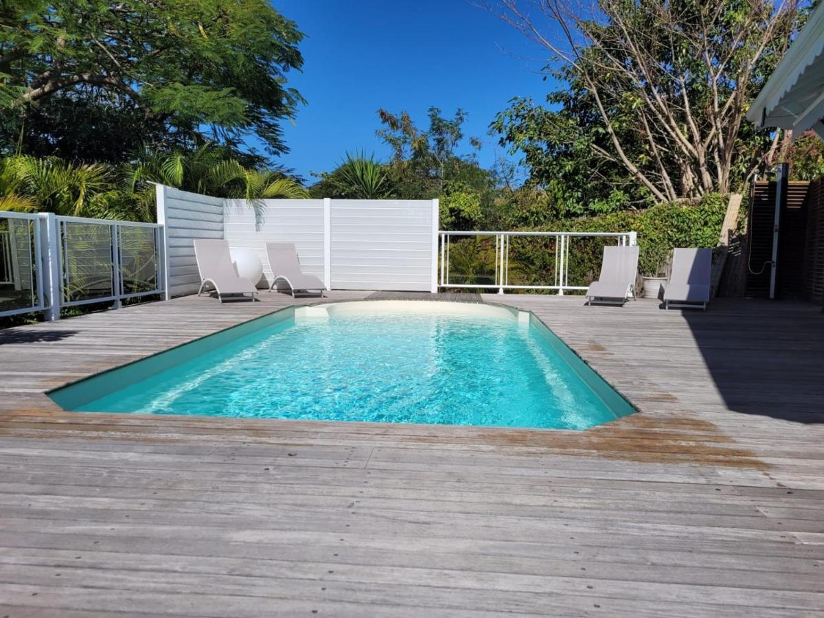Villa Ste Marthe Avec Piscine, Grande Terrasse, Jardin Intime Et Citerne D'Eau Saint-Francois  Extérieur photo
