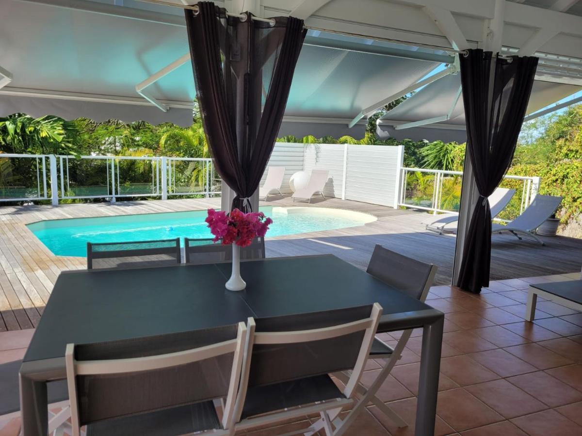Villa Ste Marthe Avec Piscine, Grande Terrasse, Jardin Intime Et Citerne D'Eau Saint-Francois  Extérieur photo