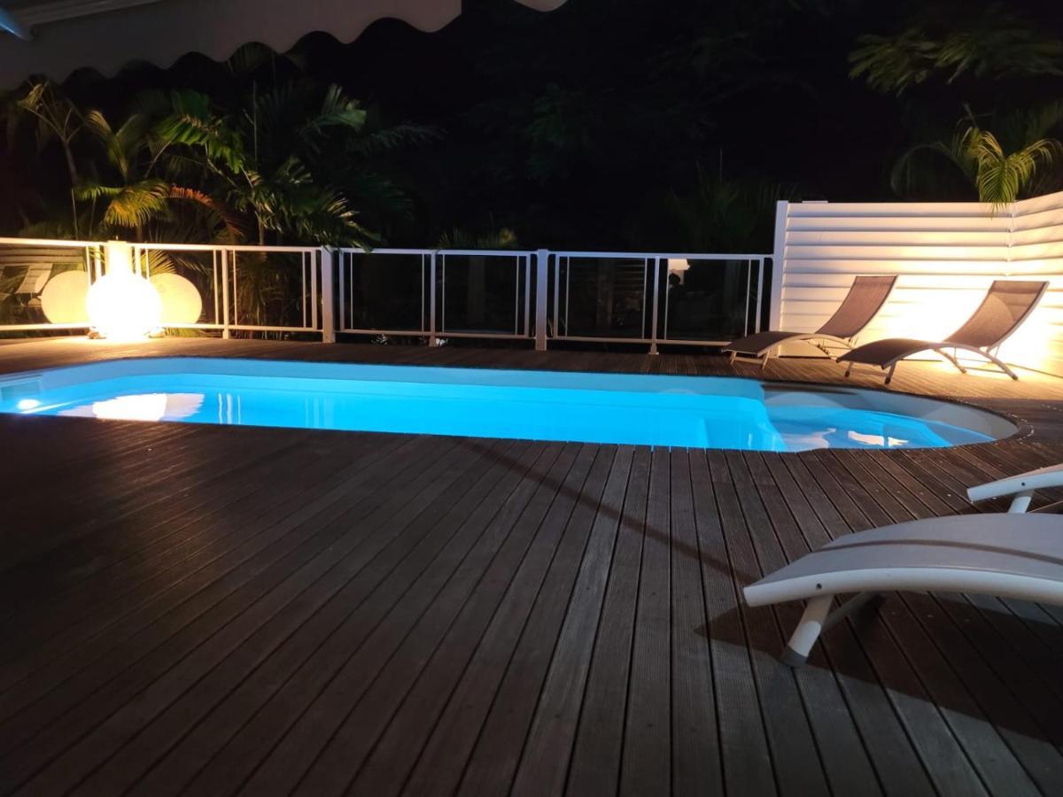 Villa Ste Marthe Avec Piscine, Grande Terrasse, Jardin Intime Et Citerne D'Eau Saint-Francois  Extérieur photo