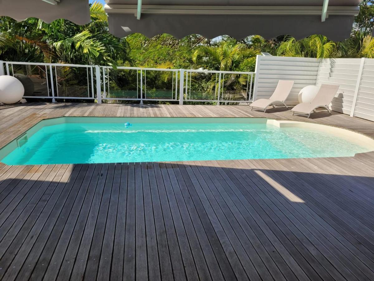 Villa Ste Marthe Avec Piscine, Grande Terrasse, Jardin Intime Et Citerne D'Eau Saint-Francois  Extérieur photo